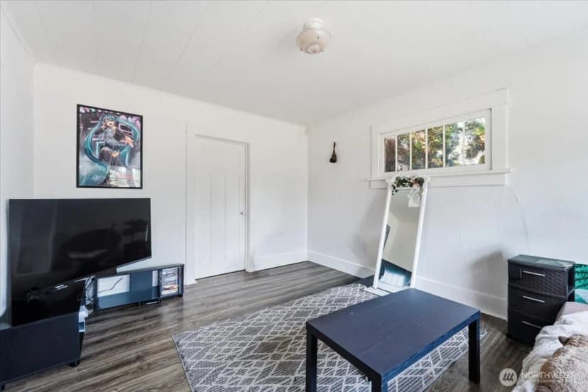Property photo for 21 W 4th Avenue, Omak photo 25