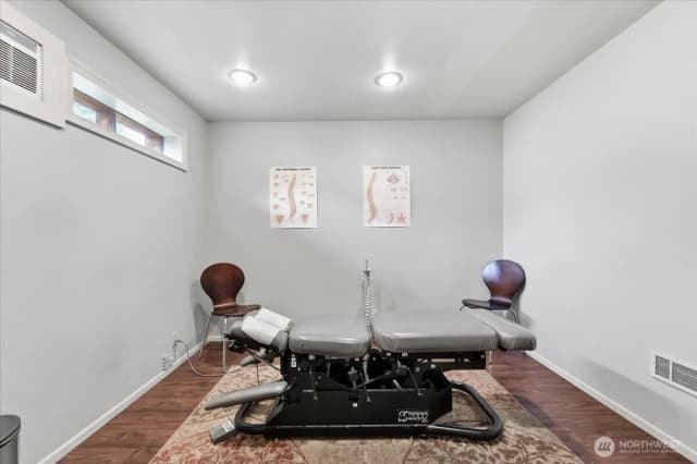 Property photo for 21 W 4th Avenue, Omak photo 5
