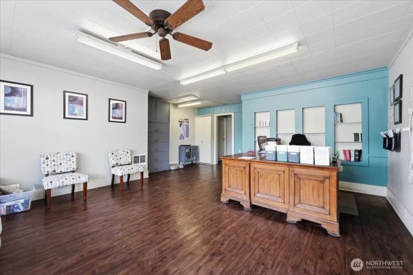 Property photo for 21 W 4th Avenue, Omak photo 3