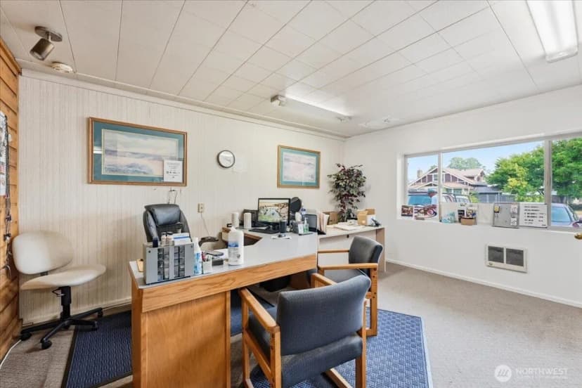 Property photo for 21 W 4th Avenue, Omak photo 12
