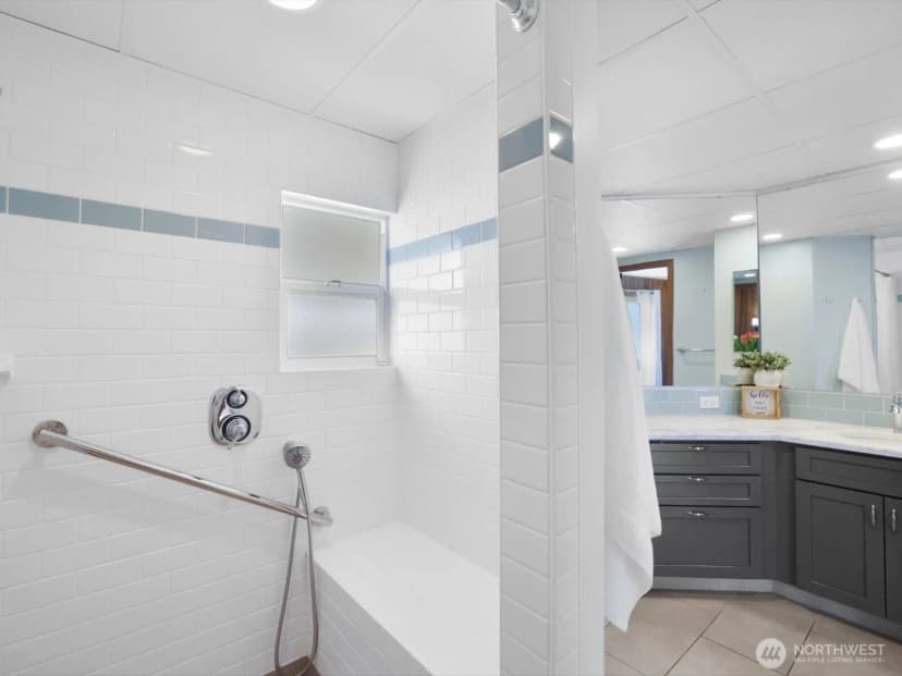 Property photo for 1415 84th Street Se #107, Everett photo 22