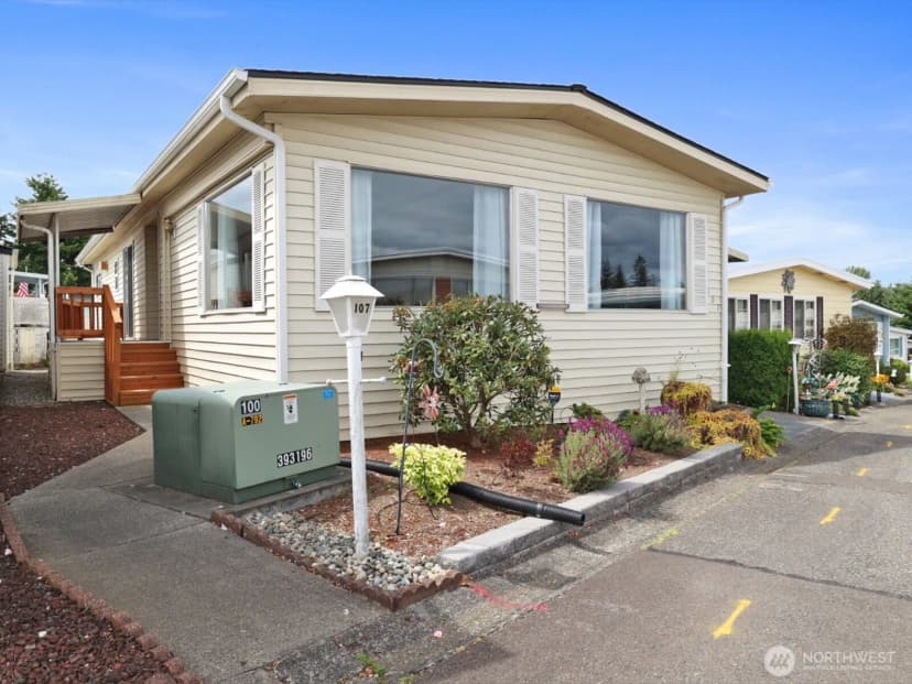 Property photo for 1415 84th Street Se #107, Everett photo 2