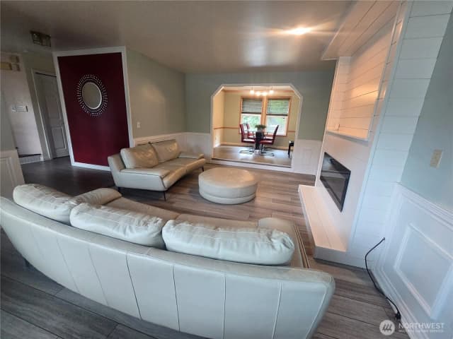 Property photo for 22835 129th Avenue Se, Kent photo 4
