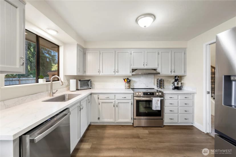 Property photo for 4422 108th Street Ne, Marysville photo 12