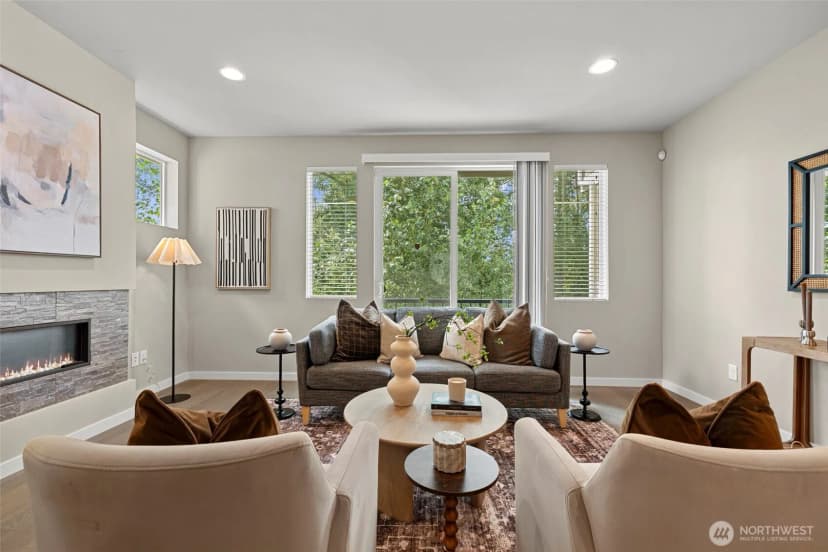 Property photo for 347 Vashon Court Ne, Renton photo 8