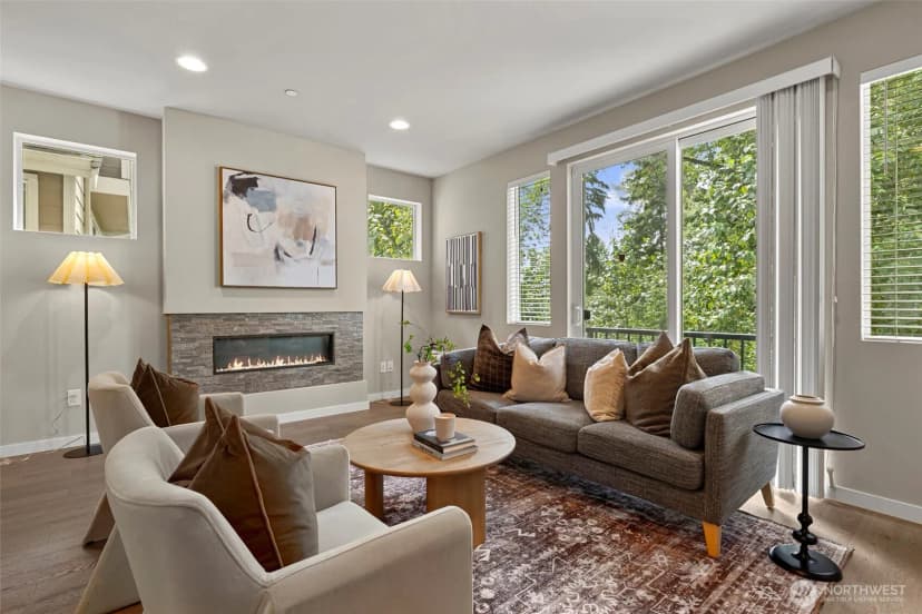Property photo for 347 Vashon Court Ne, Renton photo 6