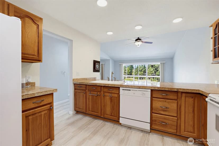 Property photo for 2748 Sw 327th Street #c15, Federal Way photo 16