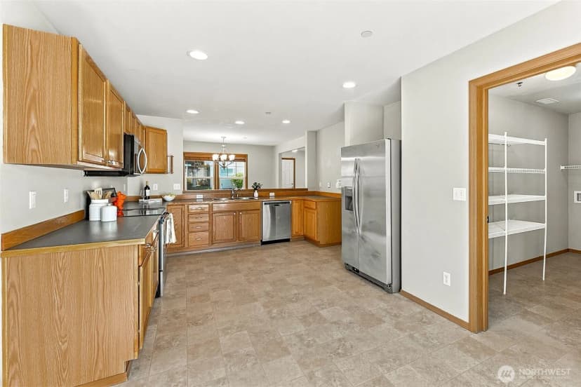 Property photo for 1902 Shipman Avenue, Dupont photo 12