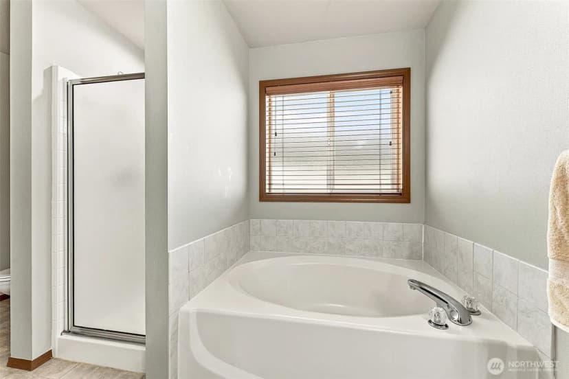 Property photo for 1902 Shipman Avenue, Dupont photo 22