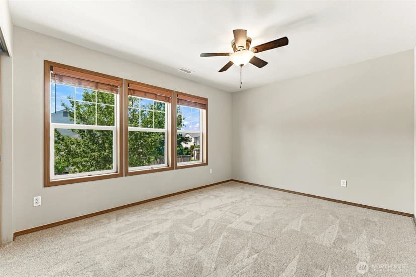 Property photo for 1902 Shipman Avenue, Dupont photo 24