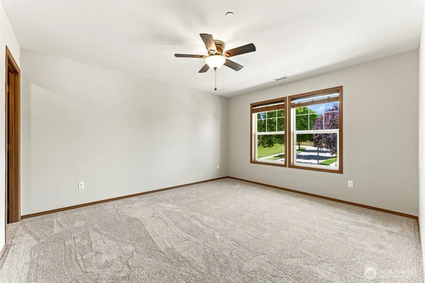 Property photo for 1902 Shipman Avenue, Dupont photo 27