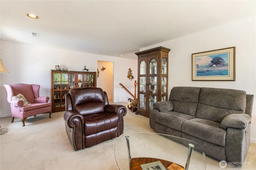 Property photo for 6994 Helweg Lane, Blaine photo 8
