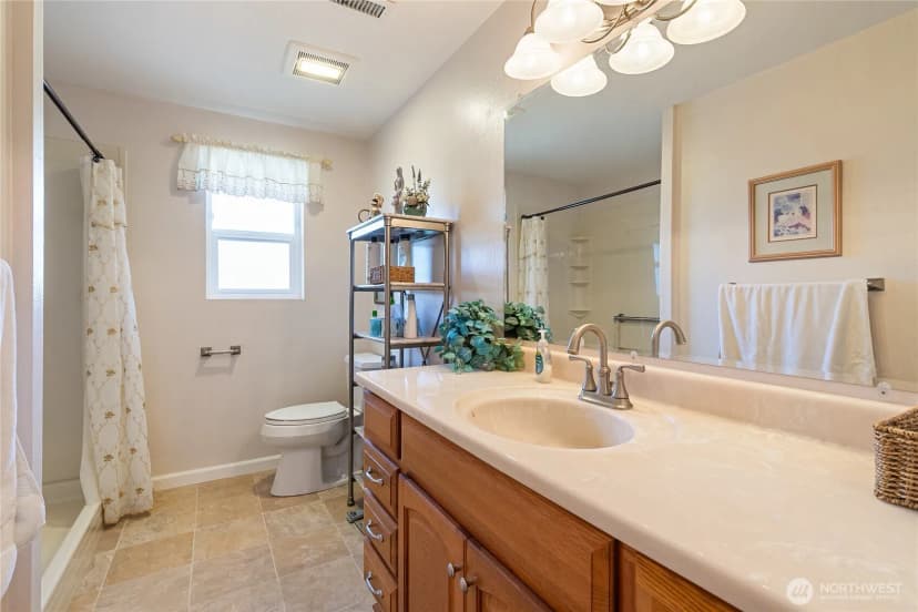 Property photo for 6994 Helweg Lane, Blaine photo 29