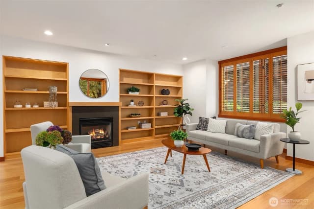 Property photo for 998 Ne Vineyard Lane #j101, Bainbridge Island photo 4