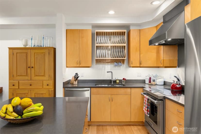 Property photo for 998 Ne Vineyard Lane #j101, Bainbridge Island photo 10