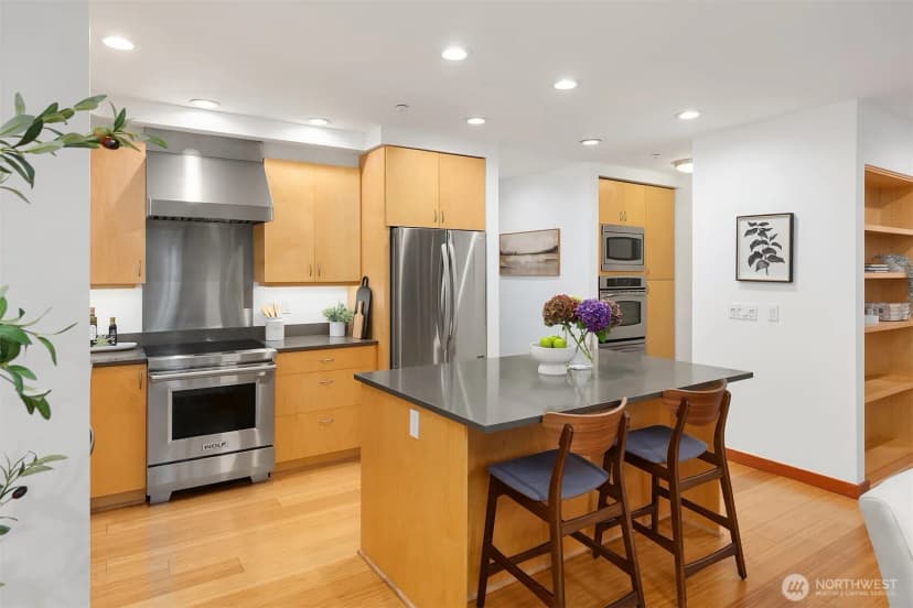 Property photo for 998 Ne Vineyard Lane #j101, Bainbridge Island photo 11