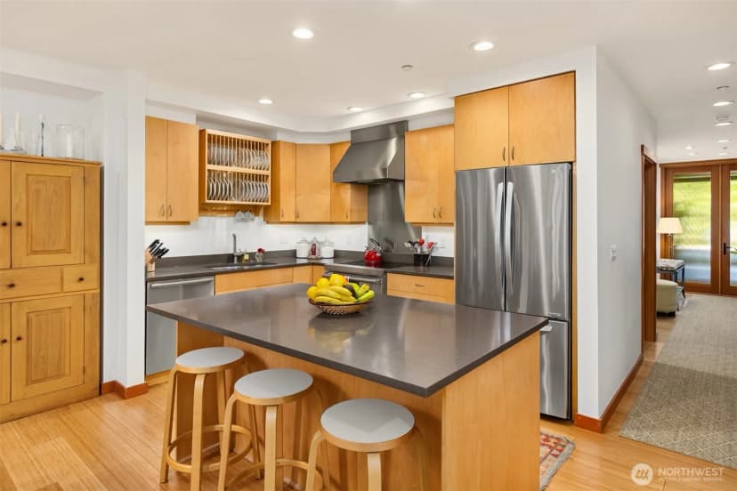 Property photo for 998 Ne Vineyard Lane #j101, Bainbridge Island photo 6