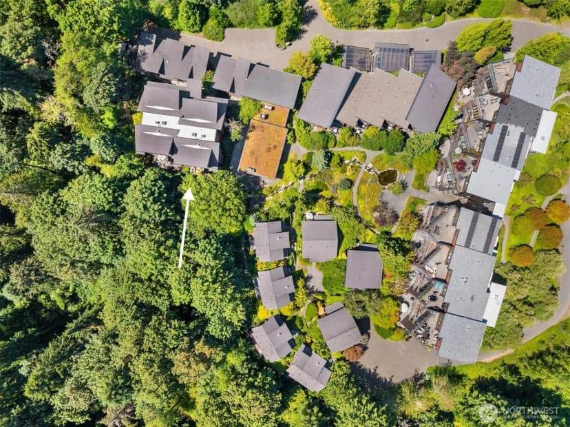 Property photo for 998 Ne Vineyard Lane #j101, Bainbridge Island photo 36
