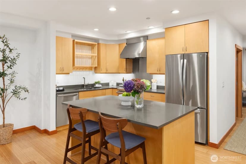 Property photo for 998 Ne Vineyard Lane #j101, Bainbridge Island photo 10