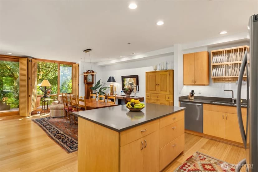 Property photo for 998 Ne Vineyard Lane #j101, Bainbridge Island photo 11