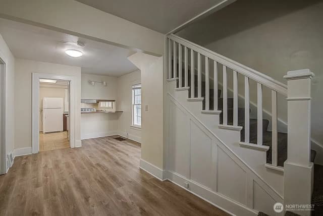 Property photo for 4247 7th Avenue Ne, Seattle photo 3