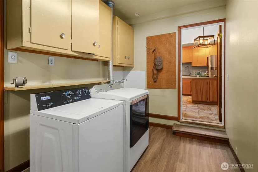 Property photo for 3229 Ne 87th Street, Seattle photo 27