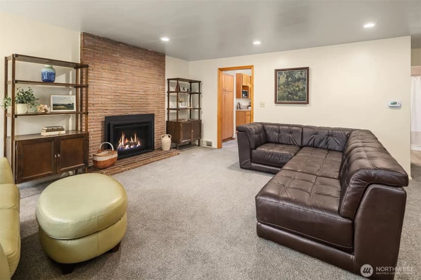 Property photo for 3229 Ne 87th Street, Seattle photo 9
