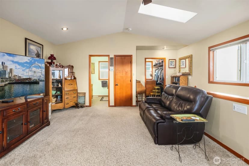 Property photo for 3229 Ne 87th Street, Seattle photo 25