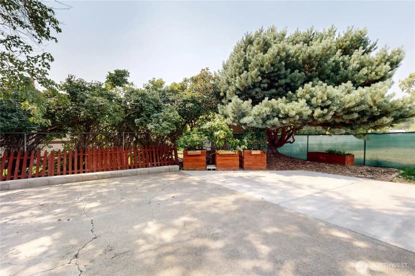 Property photo for 200 Bandra Drive, Walla Walla photo 36
