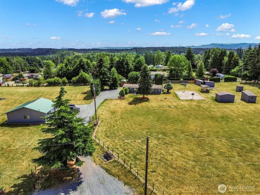 Property photo for 28707 26th Avenue E, Roy photo 37