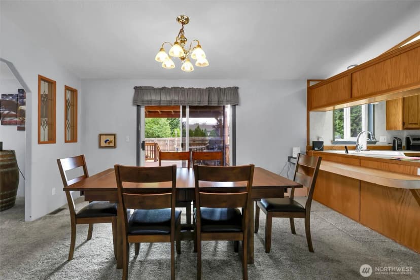 Property photo for 28707 26th Avenue E, Roy photo 7
