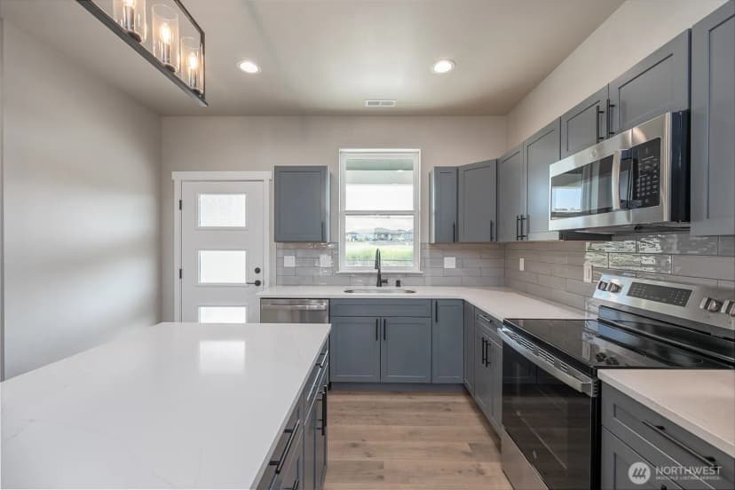 Property photo for 6651 Clubhouse Drive Se #92, Othello photo 5