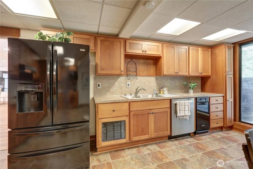 Property photo for 901 129th Place Ne, Bellevue photo 27