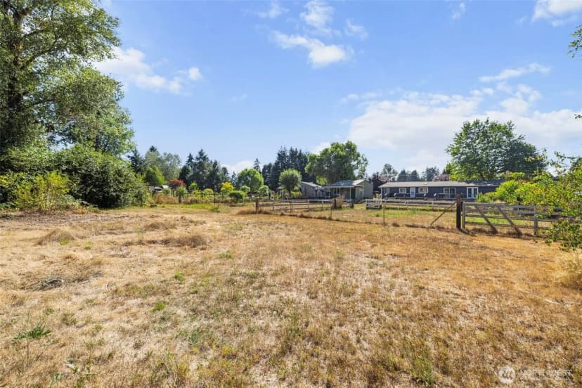 Property photo for 21644 Old Hwy 99 Sw, Centralia photo 32