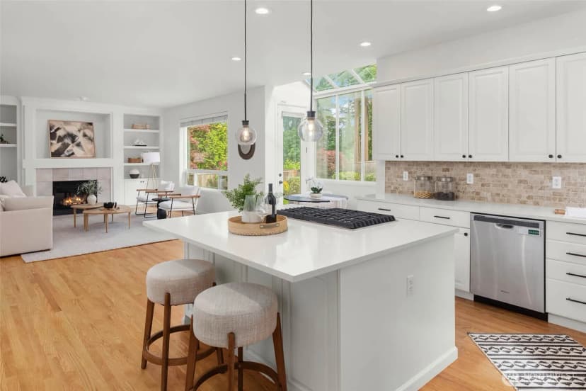 Property photo for 13711 Ne 135th Place, Kirkland photo 11