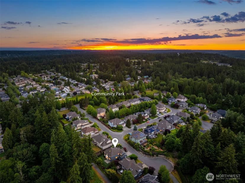 Property photo for 13711 Ne 135th Place, Kirkland photo 34