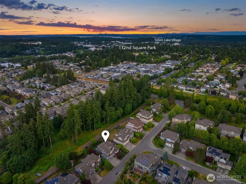Property photo for 13711 Ne 135th Place, Kirkland photo 32