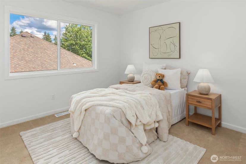 Property photo for 13711 Ne 135th Place, Kirkland photo 23
