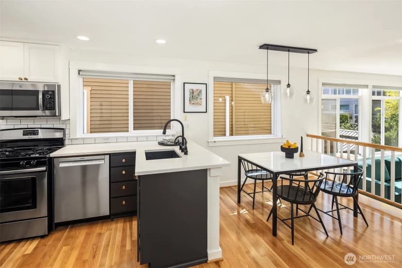 Property photo for 4315 Linden Avenue N #a, Seattle photo 19