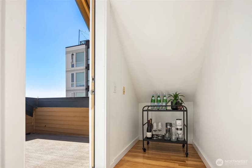 Property photo for 4315 Linden Avenue N #a, Seattle photo 31