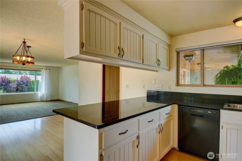 Property photo for 16958 Obstruction Drive, Burlington photo 23