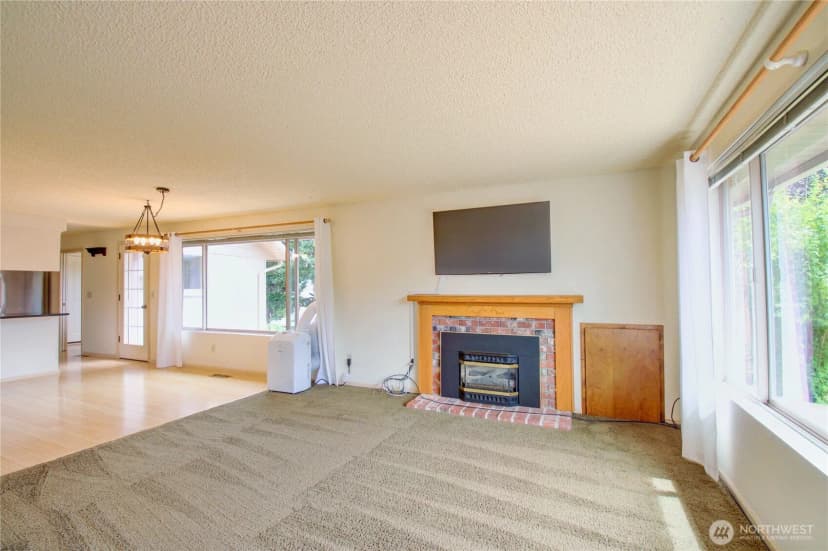 Property photo for 16958 Obstruction Drive, Burlington photo 17