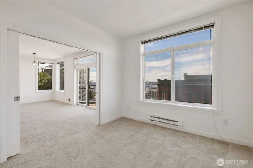 Property photo for 2414 1st Avenue #617, Seattle photo 2
