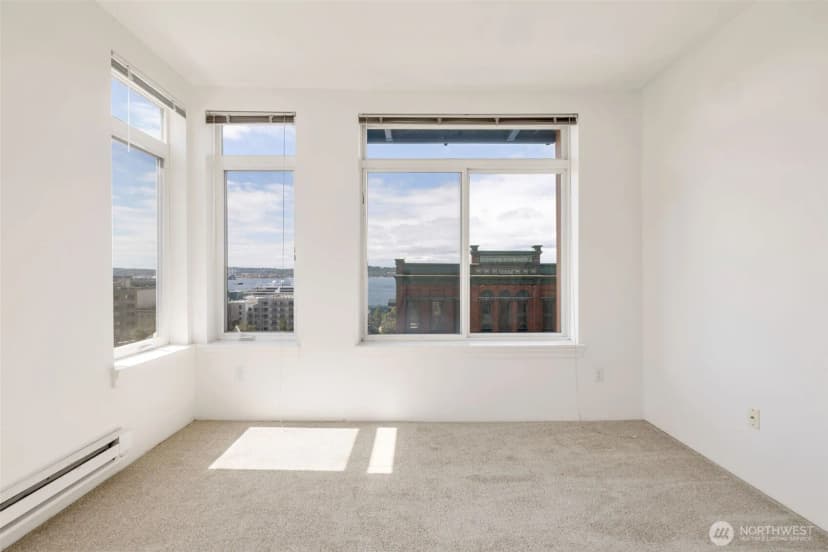 Property photo for 2414 1st Avenue #617, Seattle photo 3