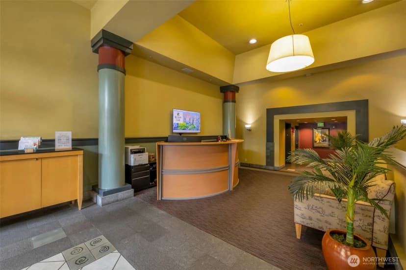 Property photo for 2414 1st Avenue #617, Seattle photo 20