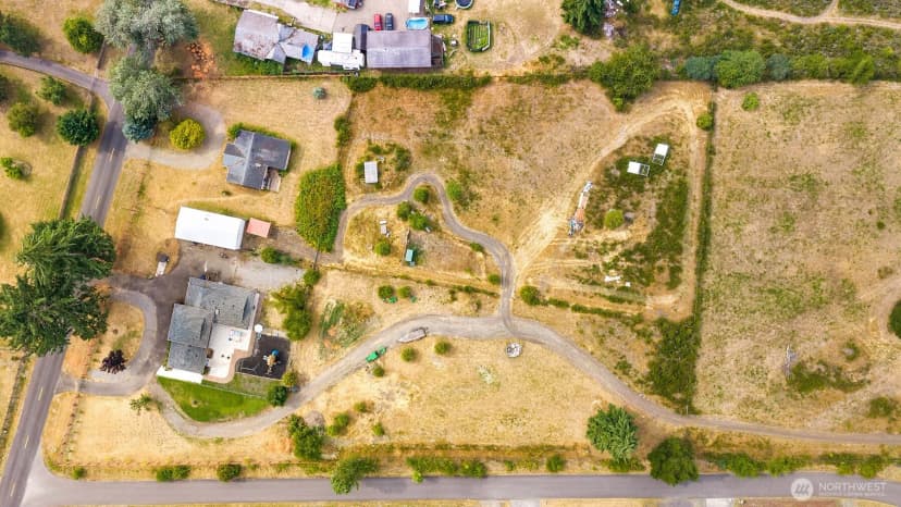 Property photo for 9434 Bridge Road Se, Yelm photo 5