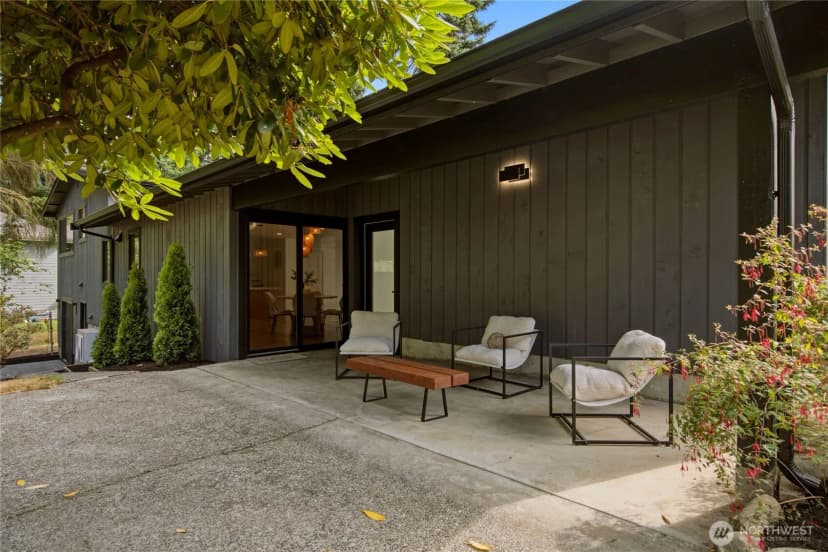 Property photo for 15709 76th Pl Ne, Kenmore photo 34