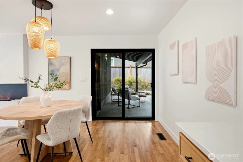 Property photo for 15709 76th Pl Ne, Kenmore photo 19