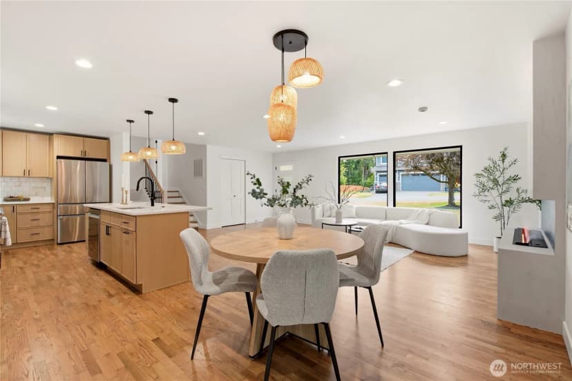 Property photo for 15709 76th Pl Ne, Kenmore photo 17