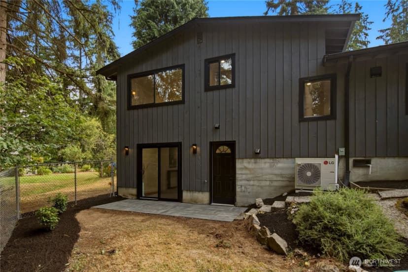 Property photo for 15709 76th Pl Ne, Kenmore photo 37